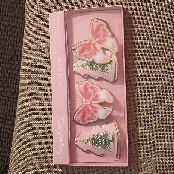 SugarPlum Set Of 12 Paper Christmas Gift Tags New - Picture 1 of 4